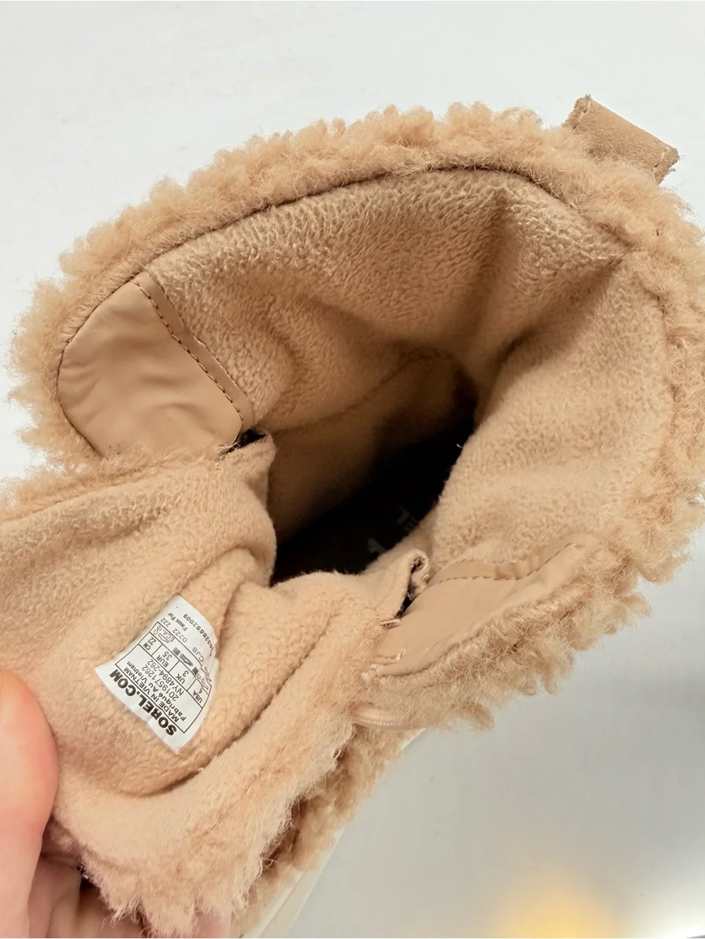 Sorel Youth Explorer Cozy Snow Boot Kids Size 4 Waterproof Insulated Cream Beige